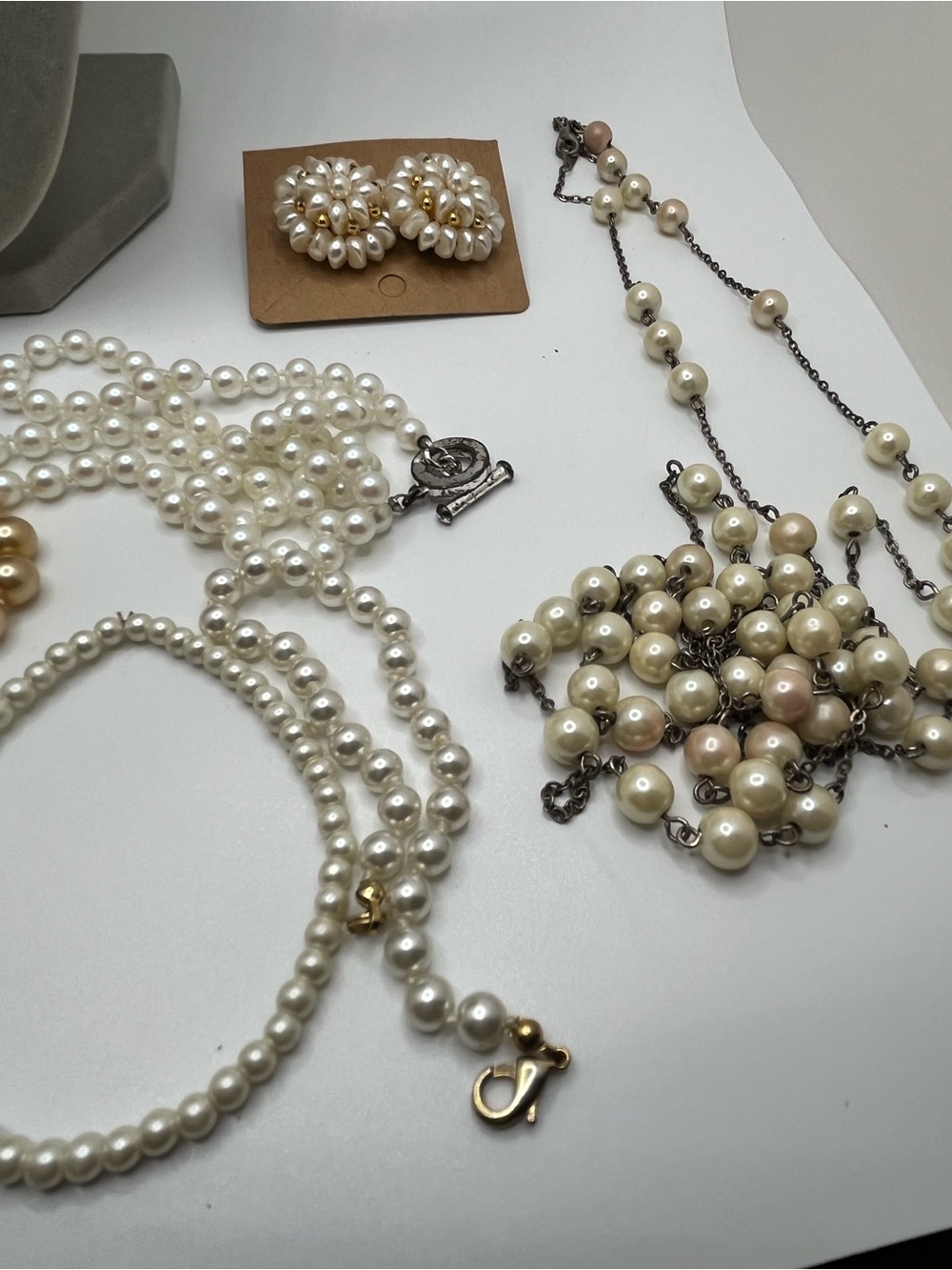Bundle of Fashion Pearl Jewelry - Picture 5 of 14